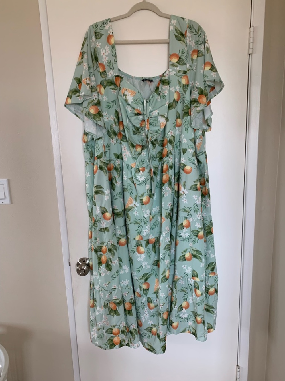BloomChic Dress Size 30 with adjustable smocked bodice citrus peach print green